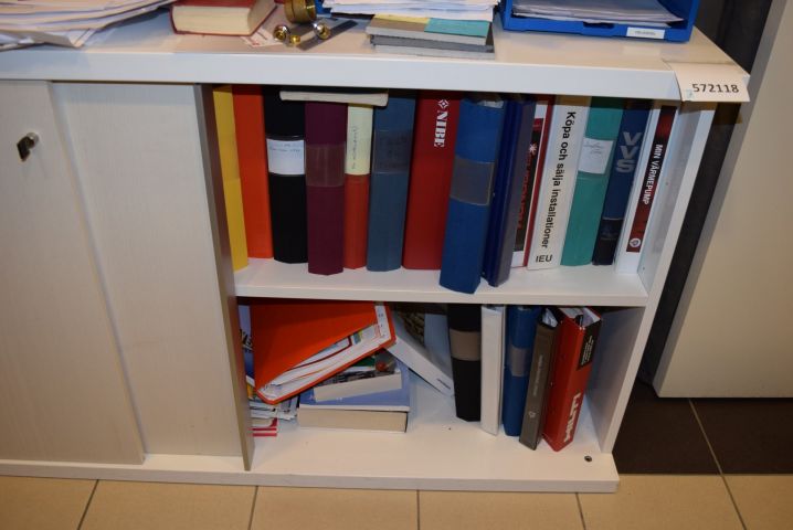 572118-3 Office cabinet Martela Big 180x43x83 cm