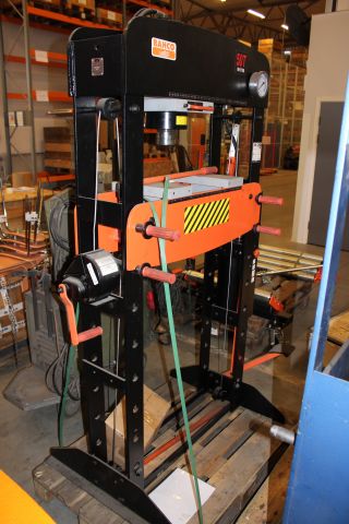 639046-2 Hydraulic Press Bahco BH750 50 ton -17