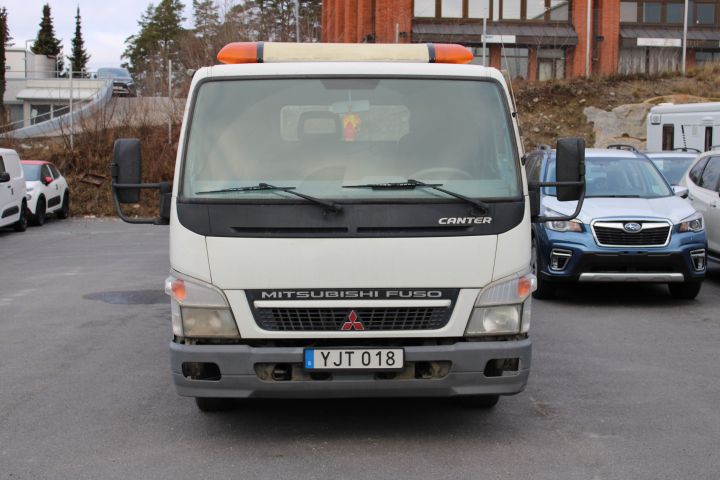 639060-2 Mitsubishi Canter 3C15 Car transport -2015 Reg. No. YJT018 164994km Trailer Reg.no: YJT028