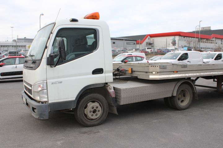 639060-5 Mitsubishi Canter 3C15 Car transport -2015 Reg. No. YJT018 164994km Trailer Reg.no: YJT028