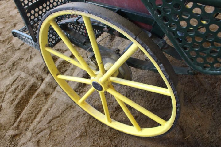 635702-13 Horse carriage, double carriage Tidaholms carts