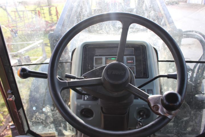 635722-36 Tractor Case IH CX90 -1999, New info!