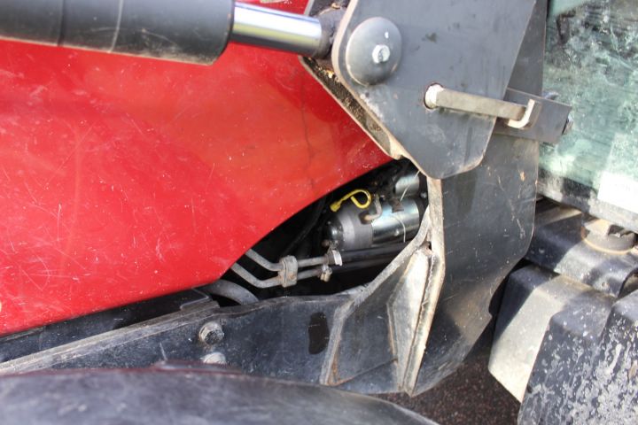 635722-48 Tractor Case IH CX90 -1999, New info!