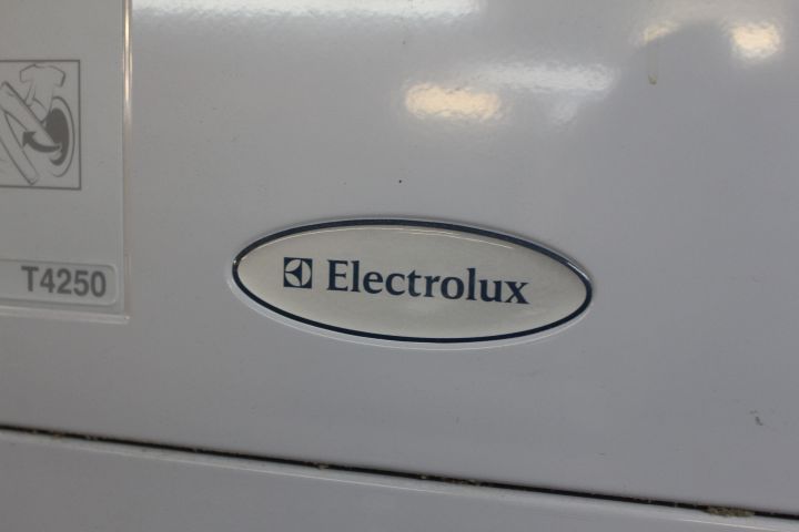 629376-4 Updated information: TUMBLEDRYER Electrolux T4250
