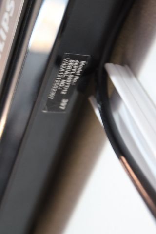 637704-5 Smart LED-TV 46" Philips 46PFL5007T/12