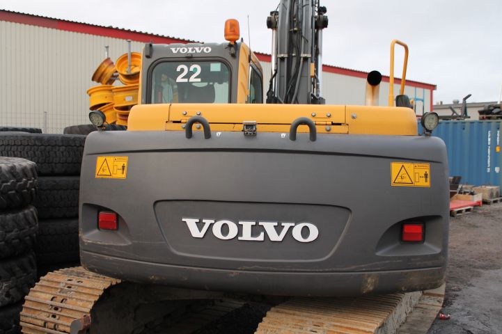 639324-10 Crawler excavator Volvo EC 140LC