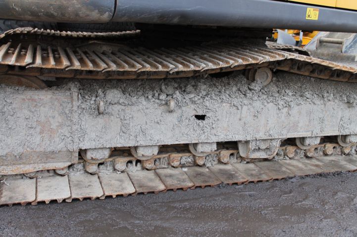 639324-12 Crawler excavator Volvo EC 140LC