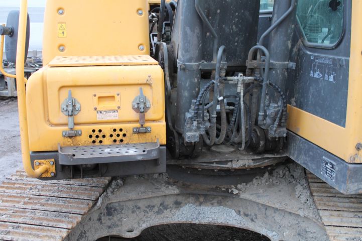 639324-14 Crawler excavator Volvo EC 140LC