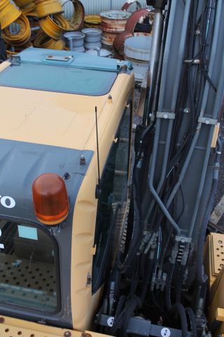 639324-17 Crawler excavator Volvo EC 140LC