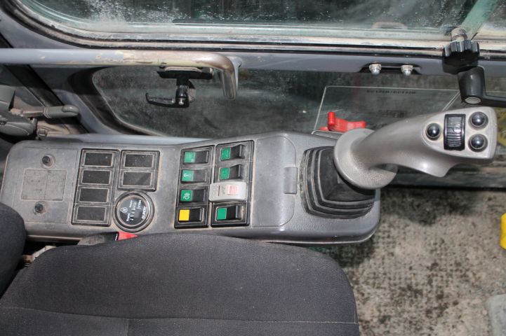 639324-29 Crawler excavator Volvo EC 140LC