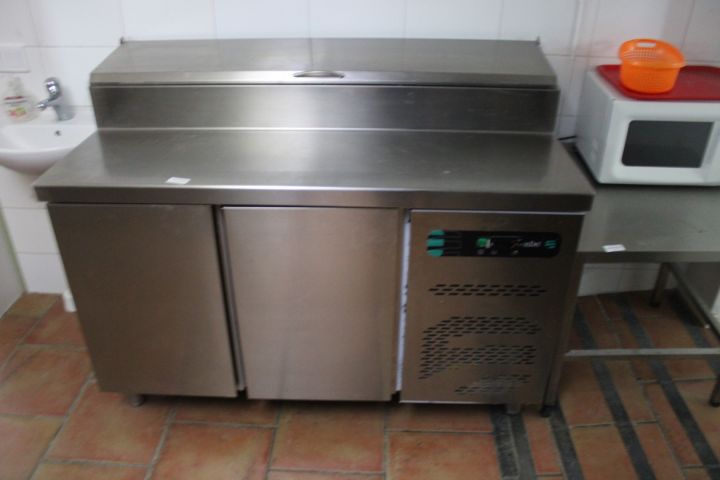 637726-1 Kylbänk med två skåpsluckor och kylränna Asber ETPZ-135 -2017