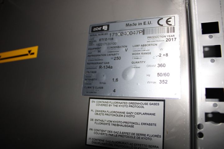 637726-3 Kylbänk med två skåpsluckor och kylränna Asber ETPZ-135 -2017