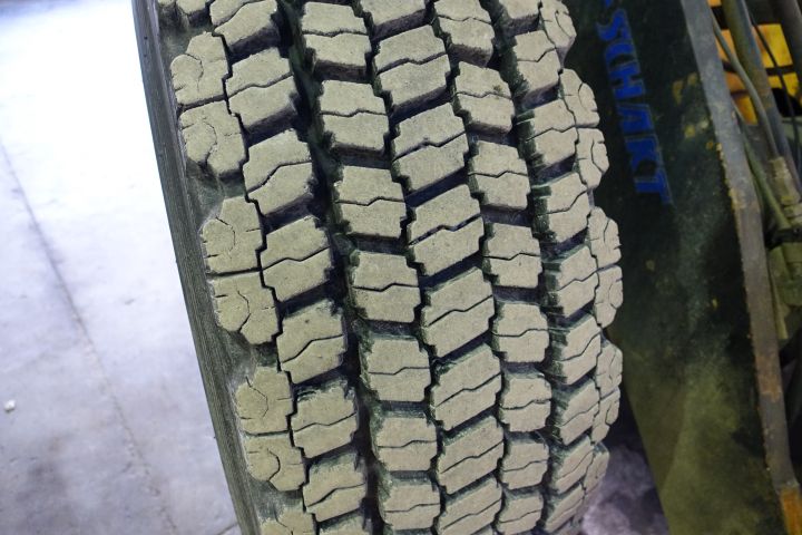 639705-27 Hjullastare Volvo L70