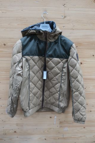 639401-1 Jacka Nobis The Elroy L