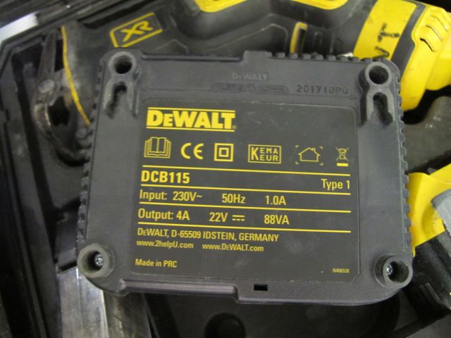 636697-5 Tiger saw, DeWalt DC367