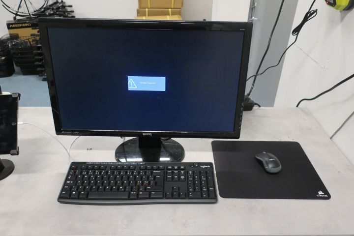 628277-1 Computer screen, BenQ GL2450-T
