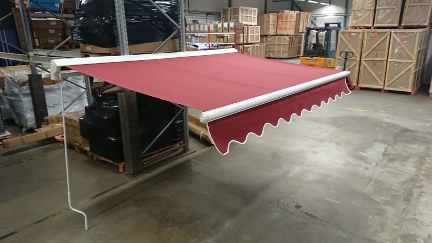 640042-1 Terrassmarkis 3000 mm - vinröd (varuprov med mindre skönhetsfel)