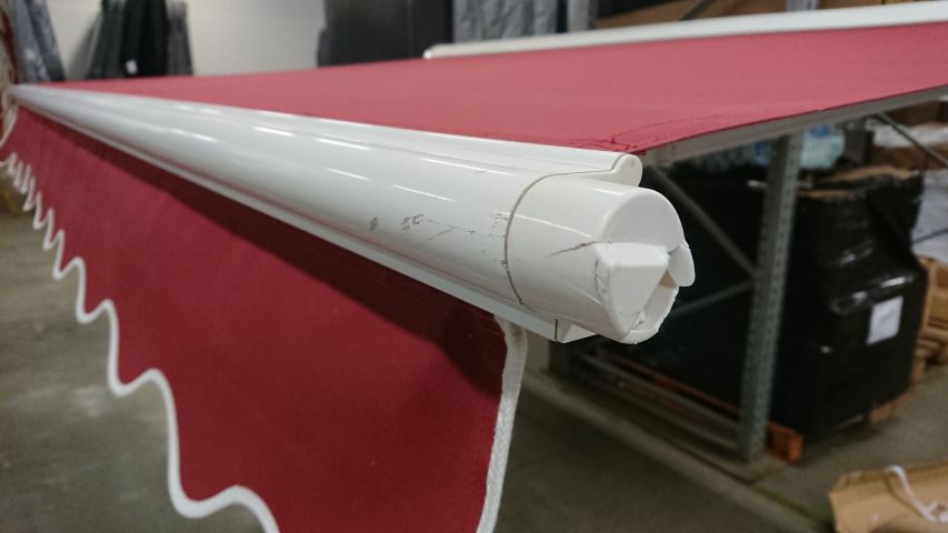 640042-4 Terrassmarkis 3000 mm - vinröd (varuprov med mindre skönhetsfel)