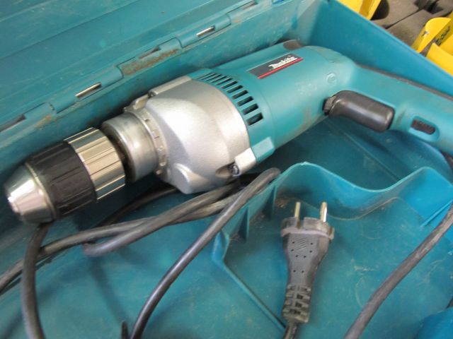 636704-5 Drilling machine, Makita DP4003