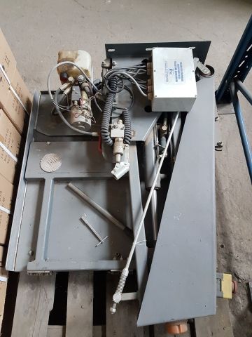 640058-1 Used invalid lift for vans