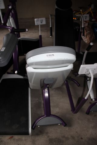 640653-16 Work Out Equipment from Curves