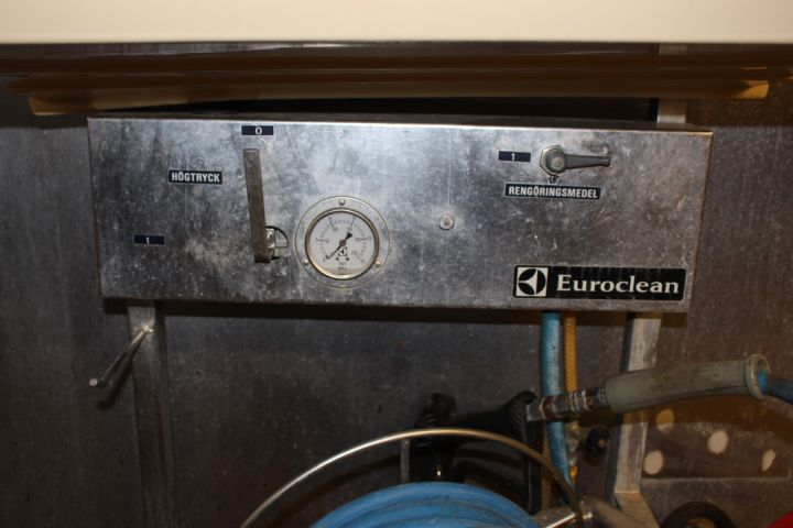 637787-2 Spolanläggning högtryckstvätt Electrolux, väggmonterad