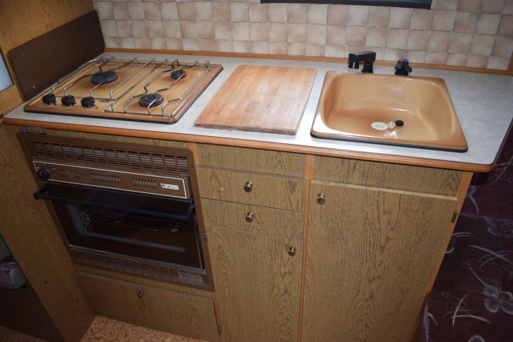 636774-12 Caravan bogie Cabby 590 GLX - NZP500 - 88