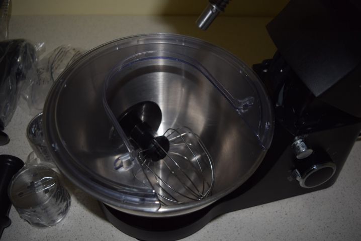 639124-3 Kitchen assistant Electrolux EKM3700 with accessories