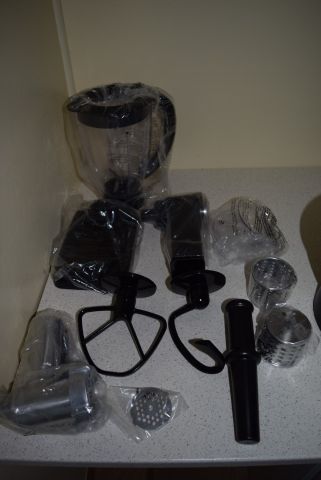 639124-4 Kitchen assistant Electrolux EKM3700 with accessories