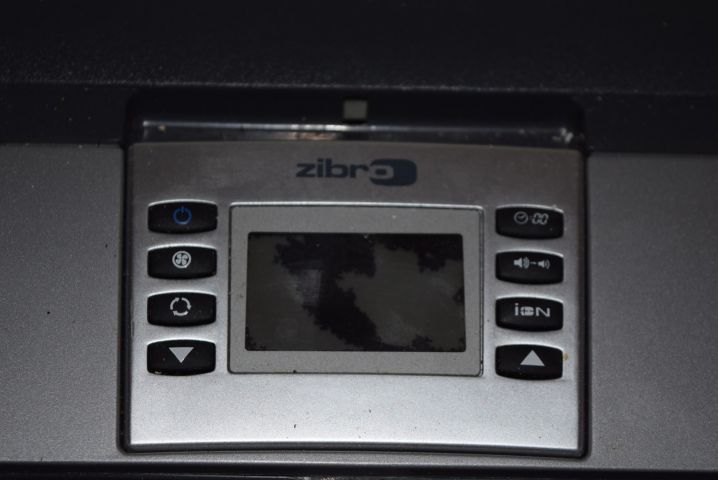 639133-4 Mobile AC Zibro P229 (defective display)