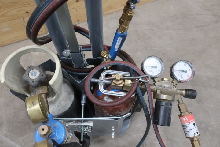 642533-2 Gas wagon including tubes