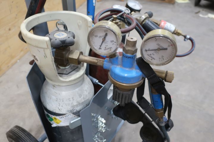 642533-3 Gas wagon including tubes