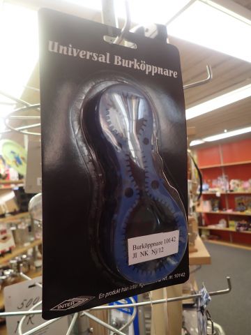 577550-29 Larger amount of cutlery / household utensils in different models