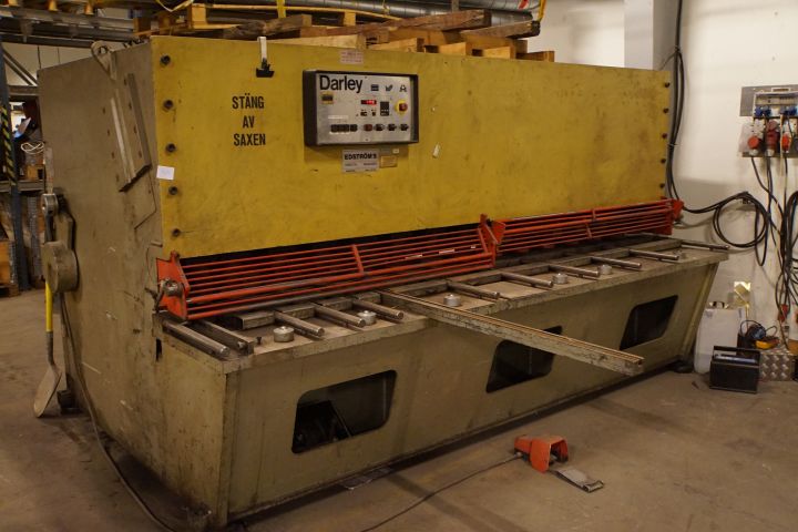 639769-2 Grayscale "Darley"