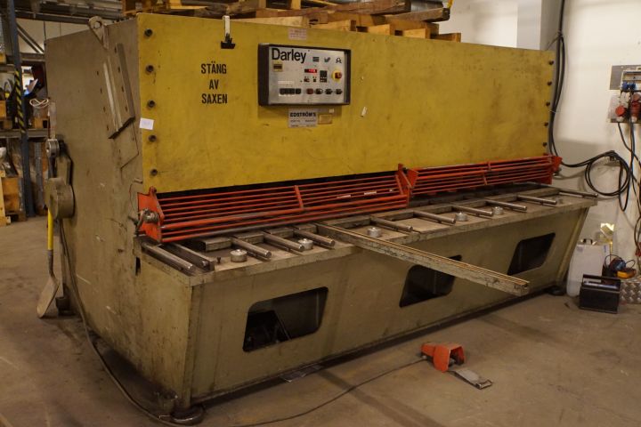 639769-1 Grayscale "Darley"