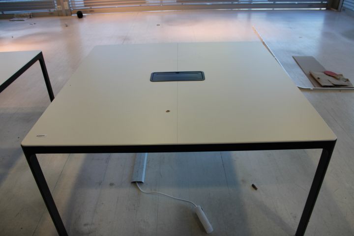 629523-3 Meeting table with socket for electricity 140x140x74