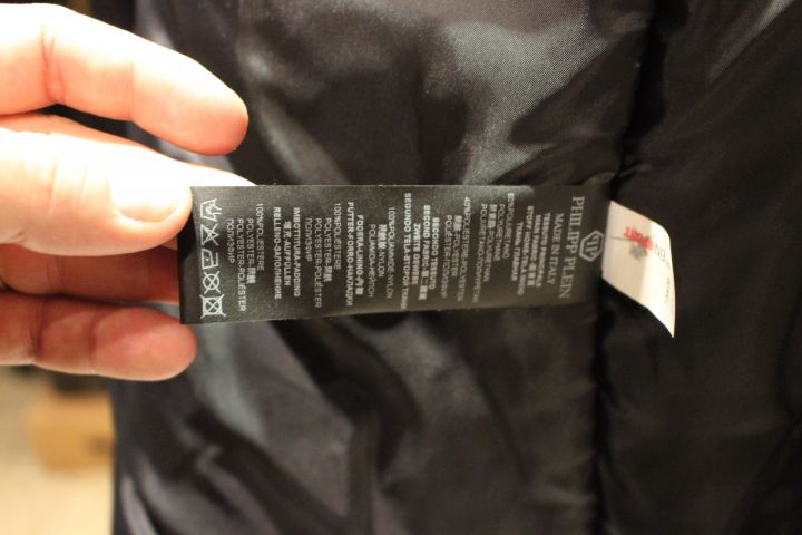 635823-9 Down jacket silver Plein Sport, size XL