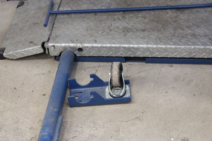 626107-11 Mobil saxlyft Nussbaum Sprinter Mobil II 2500kg -2011