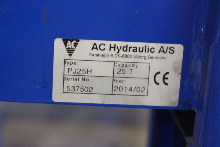 626028-4 Verkstadspress AC 25 ton -2014