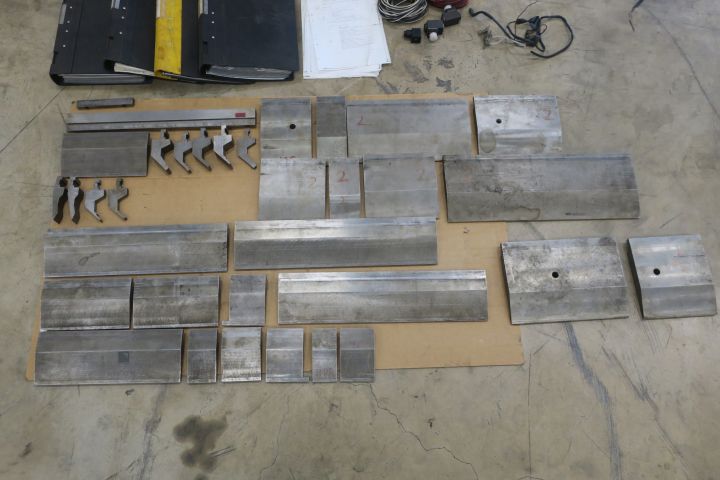 622137-14 Press break Bayler IV 30x1550