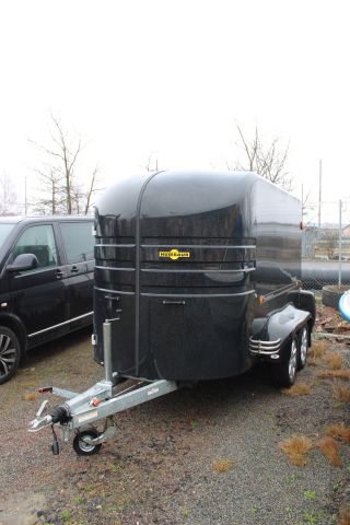 626170-2 Täckt släpvagn Humbaur Rexus 1400KG (750kg) -2015