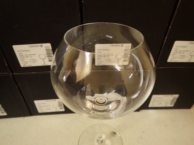 617336-4 9 pieces of wine glass Orrefors Difference Mature 65 cl