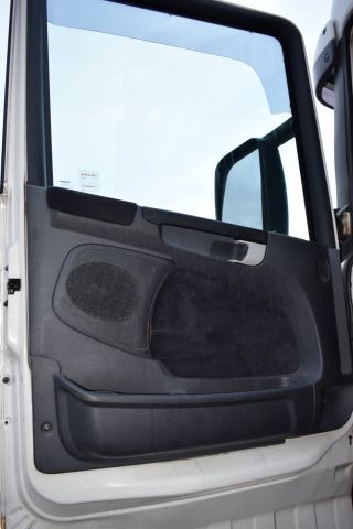 643459-17 Scania R 420 LA4X2MNA