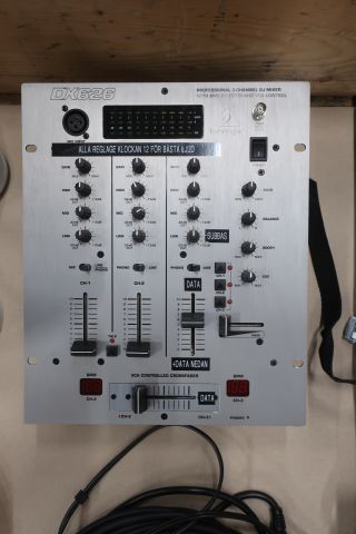 642939-5 Speaker and mixer Canton, Jamo