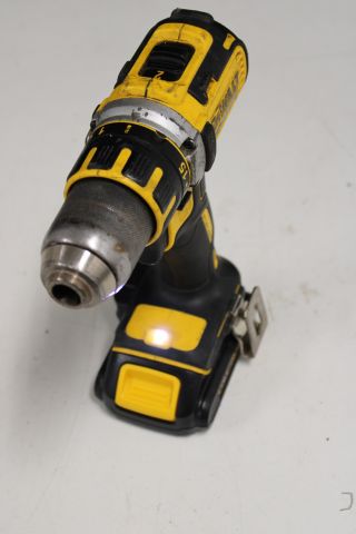 629917-9 Drill screwdriver - DeWalt DCD790