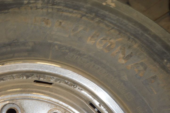 644388-3 Front wheel for Scania P94 Goodyear 3315/80 R 22.5 (33)