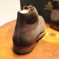 635854-3 Herrskor Crockett & Jones Tetbury DK Brown Dainite Studded Suede, strl 10,5E