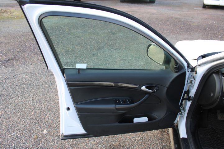 644609-25 SAAB 9-3x TTid (20551mil) OUA578 -10