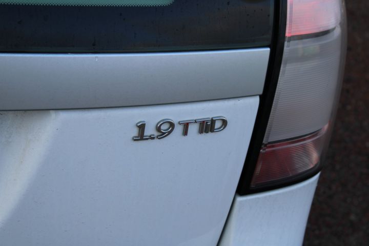 644609-58 SAAB 9-3x TTid (20551mil) OUA578 -10