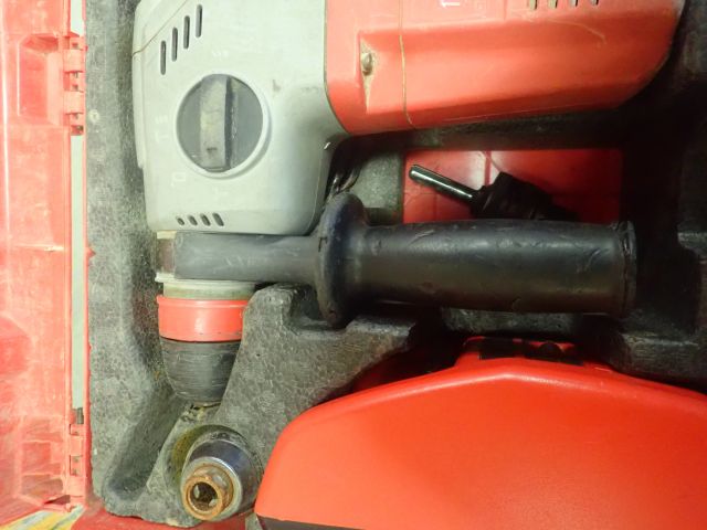 599410-3 Hammers MILWAUKEE V28HX